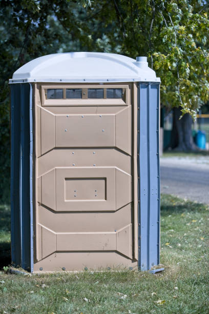 Best Porta potty rental near me  in Niles, OH